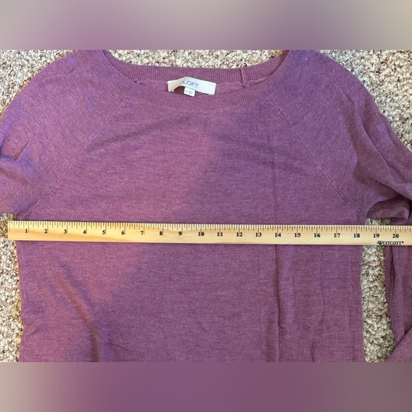 SALE! Loft Fine Knit Tunic Sweater - Picture 3 of 6